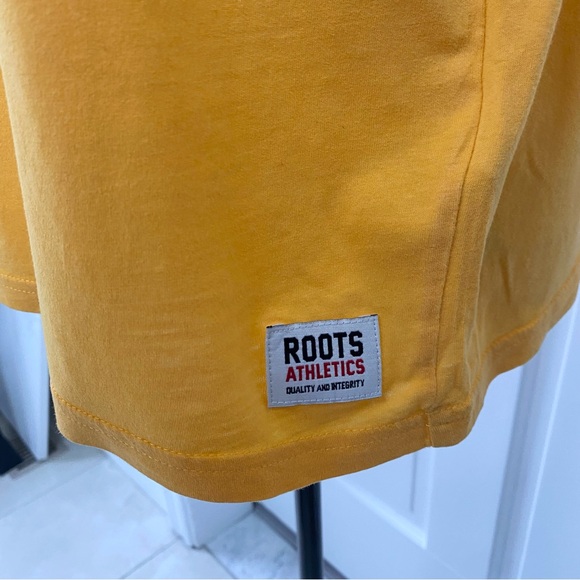 Roots Canada T-Shirt - Picture 4 of 7